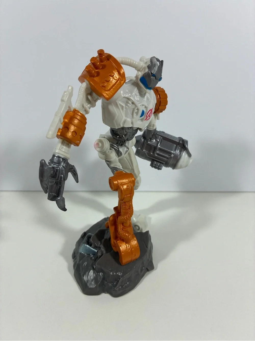 Marvel Avengers Playmation Ultron Bot Villain Smart Figure Hasbro B2856 C-2528A